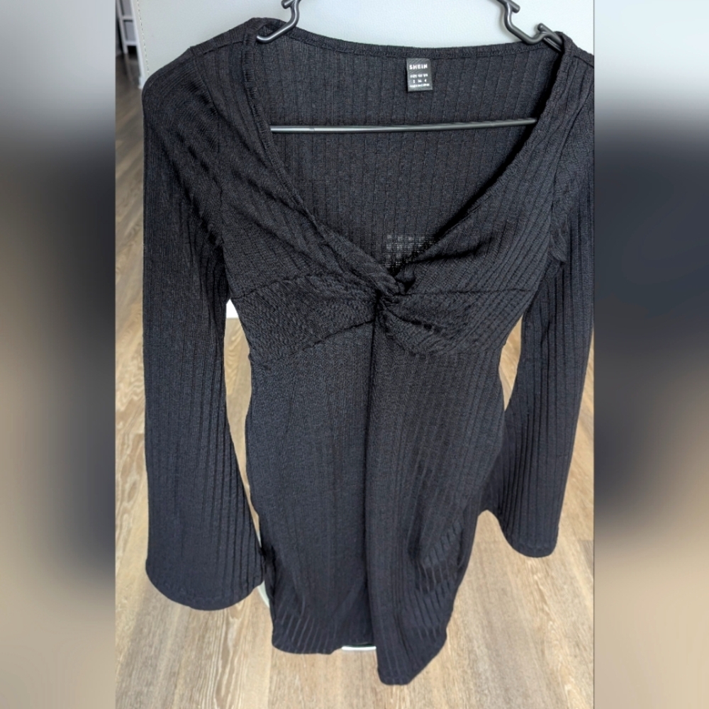 Black Ribbed Long Sleeve Top